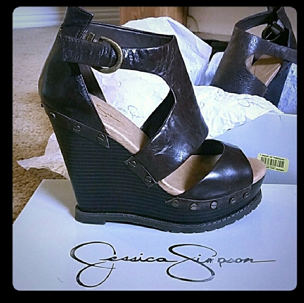 Jessica Simpson heels